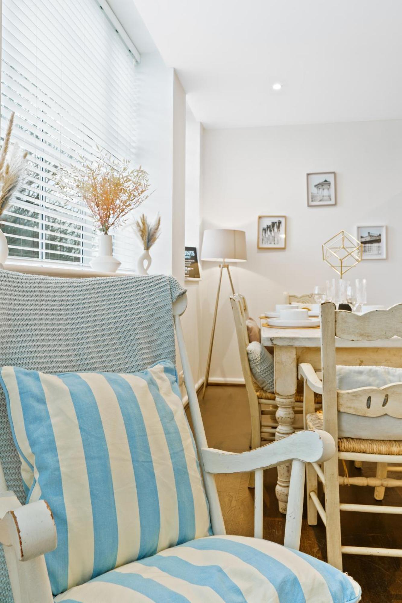 Апартаменты Luxury 2 Bed & 2 Bath, Near & Centre